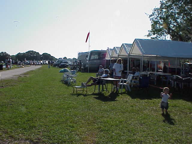 Vendor row