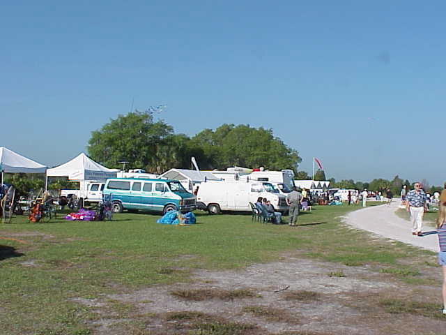 Vendor row