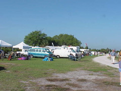 Vendor row